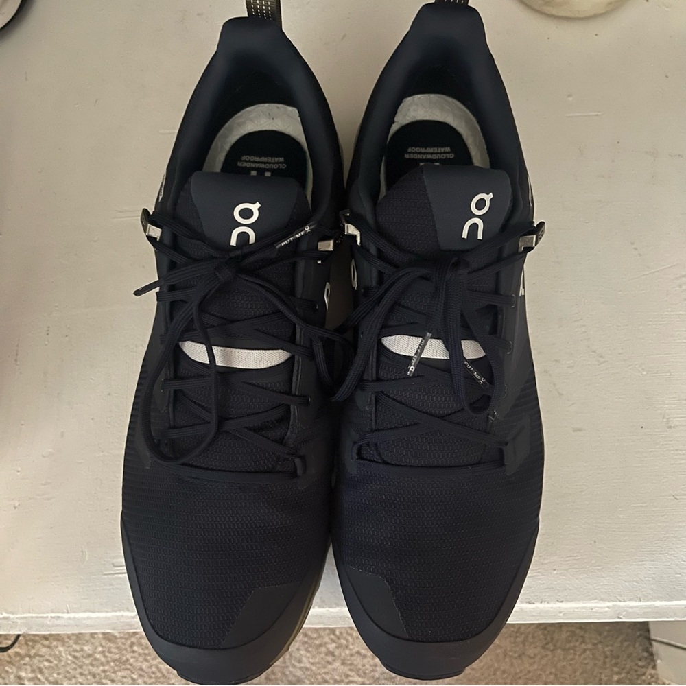 On Cloud OC Cloudwander Waterproof Midnight Olive On Running